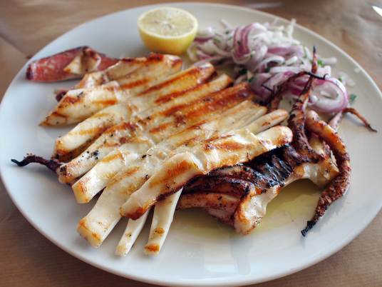 Grilled squid (11.50€, S$17.45)